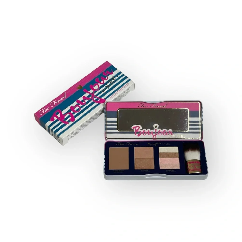 Deadstock: new Too Faced ㋛ Bonjour Soleil Bronzer Wardrobe Palette ㋛ Snow Bunny